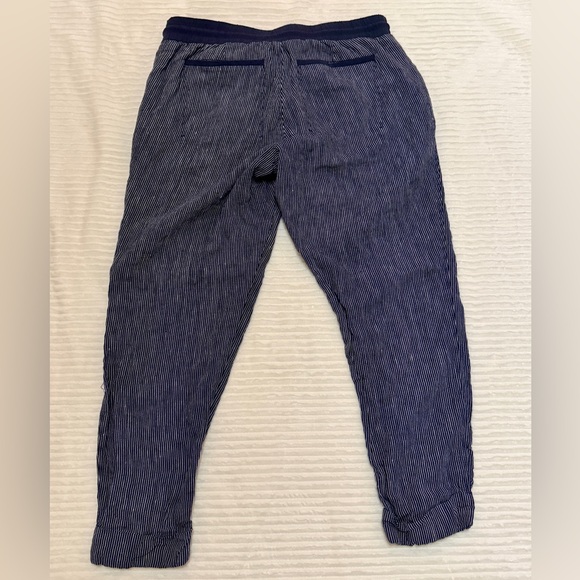Athleta Stripe Bali Linen Ankle Pant Navy Cream Cuffed Pockets size 10 - Picture 15 of 16